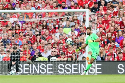 liverpool, alisson