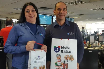Comitiva da Noite Italiana de Antônio Prado visita redação de GaúchaZH