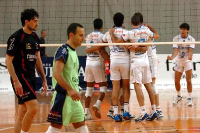 *** Vôlei UCS - Porthus2 ***Fátima/UCS/Multisul x Bento Vôlei, jogo válido pela Superliga Masculina de Vôlei e realizado no ginásio Poliesportivo da UCS.