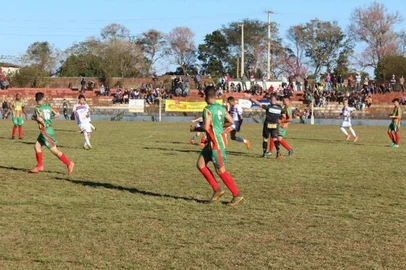 São Borja e Farroupilha empatam primeiro jogo da final da Segundona do Gauchãofarroupilha , são borja , segundona , gauchão