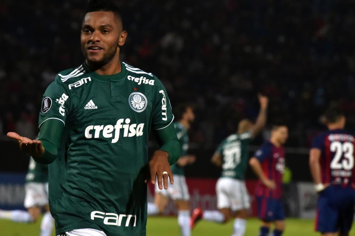 Empresário de Borja viaja ao Brasil para definir negociação entre Grêmio e Palmeiras