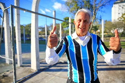  PORTO ALEGRE, RS, BRASIL, 11-07-2018: Marraspodi, ex-goleiro do Grêmio na década de 50, hoje é humorista e comediante. Foto para a coluna de Tulio Milman (FOTO FÉLIX ZUCCO/AGÊNCIA RBS, Editoria de Opinião).