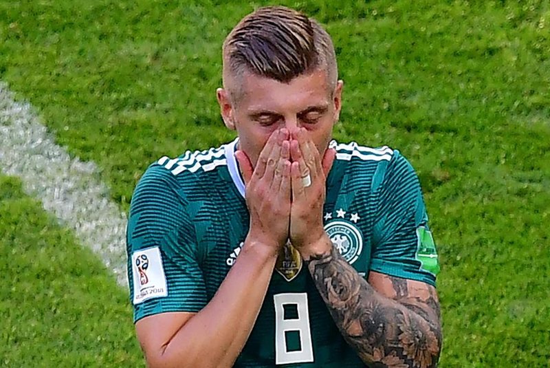 Germanys midfielder Toni Kroos reacts during the Russia 2018 World Cup Group F football match between South Korea and Germany at the Kazan Arena in Kazan on June 27, 2018. / AFP PHOTO / Luis Acosta / RESTRICTED TO EDITORIAL USE - NO MOBILE PUSH ALERTS/DOWNLOADS