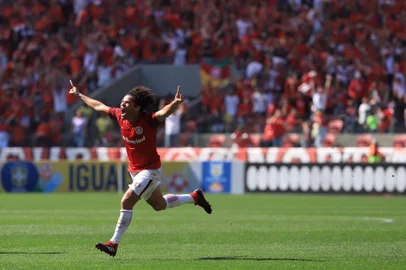  PORTO ALEGRE, RS, BRASIL, 19-08-2018. Inter enfrenta o Paraná no Beira-Rio pelo Campeonato Brasileiro. (CARLOS MACEDO/AGÊNCIA RBS)