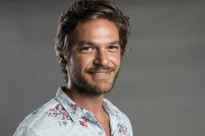 Beto Falcão / Miguel (Emilio Dantas), de Segundo Sol