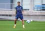 Com dois gols, André é destaque em treino dos reservas do Grêmio
