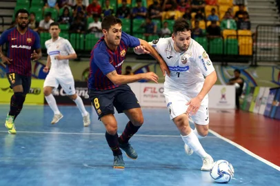 A ACBF ESTÁ NA FINAL DA COPA INTERCONTINENTAL!O time laranja venceu o Barcelona de virada por 3x1 e decidirá o título Mundial neste domingo, às 5h15min.