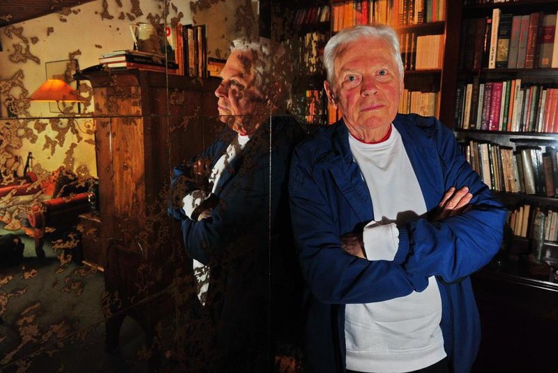  Ivo Bender, o mais importante dramaturgo gaúcho vivo, que está completando 75 anos.