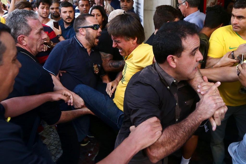 Três pessoas são investigadas por ataque a Bolsonaro, diz ministro da  Segurança Pública | GZH