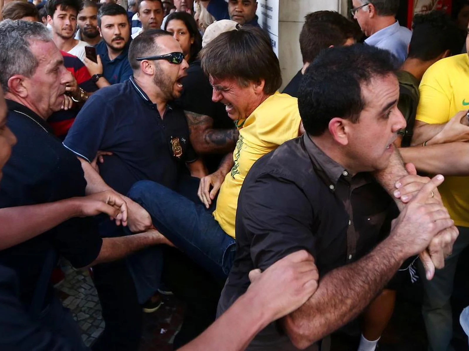 Três pessoas são investigadas por ataque a Bolsonaro, diz ministro da Segurança Pública | GZH