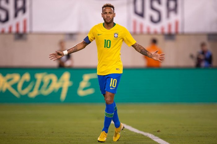 Brasil vence Estados Unidos no primeiro amistoso após Copa do Mundo