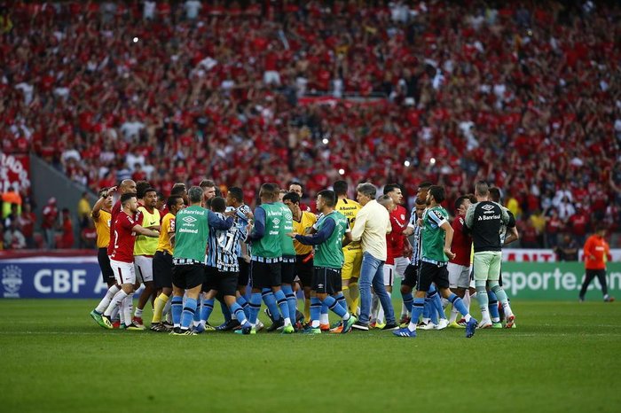 FGF decide árbitro que irá apitar clássico deste sábado pelo Gauchão; confira