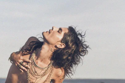 Filipe Catto estará no bar Agulha.