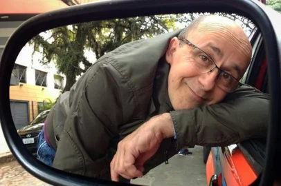 Em mais de 1,8 mil fotos no Instagram, taxista Mauro Castro retrata o cotidiano por meio do retrovisor de seu carro