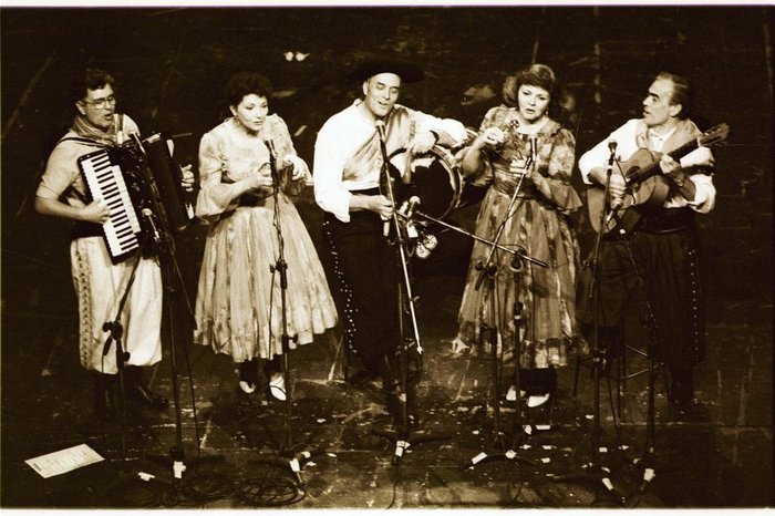 Como, há 70 anos, o Conjunto Farroupilha moldou a música regionalista e  apresentou o gauchismo ao mundo | GaúchaZH