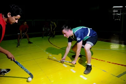  FARROUPILHA, RS, BRASIL, 16/08/2018Time de hóquei de Farroupilha é formado por jovens oriundos de projeto municipal e segue por desejo dos atletas.(Lucas Amorelli/Agência RBS)