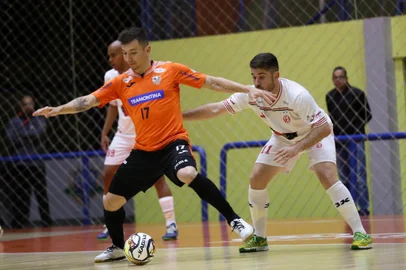ACBF vence o América, de Tapera, pela Liga Gaúcha. Na foto, o ala Mithyuê.