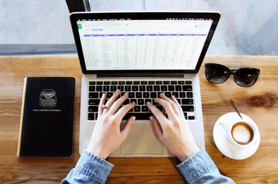 A Universidade do Vale do Itajaí, Univali, está com inscrições abertas para o curso de Excel Avançado, que acontece no dia 14 de julho, no Campus da Universidade que fica no MundoCar Shopping, no bairro Kobrasol, em São José. A formação, ministrada por Giovani Marin, será entre 8h30 e 17h30 e apresenta conhecimentos para utilização de listas, tabelas dinâmicas, auditorias, segurança, ferramentas, macros, gerenciamento de grande quantidade de dados, entre outras funções. O custo do curso é de R$50 para alunos e egressos da Univali e de R$60 para os demais interessados A programação completa e o link para inscrições estão disponíveis clicando aqui: https://goo.gl/qnWeyN. Mais informações pelo: (48) 3211-2033, com Anita Maria da Rocha Fernandes.