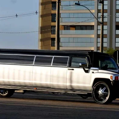 King Limousine - prata Hummer