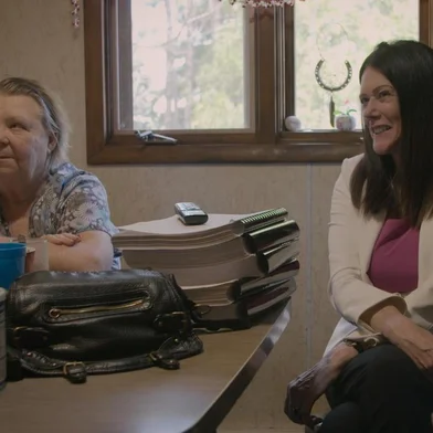2Making a Murderer: Part 2. Dolores Avery e Avery Kathleen Zellner, mãe e advogada de StevenIndexador: Netflix