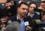 Assessores do presidente cobram resposta de Flávio Bolsonaro sobre depósitos