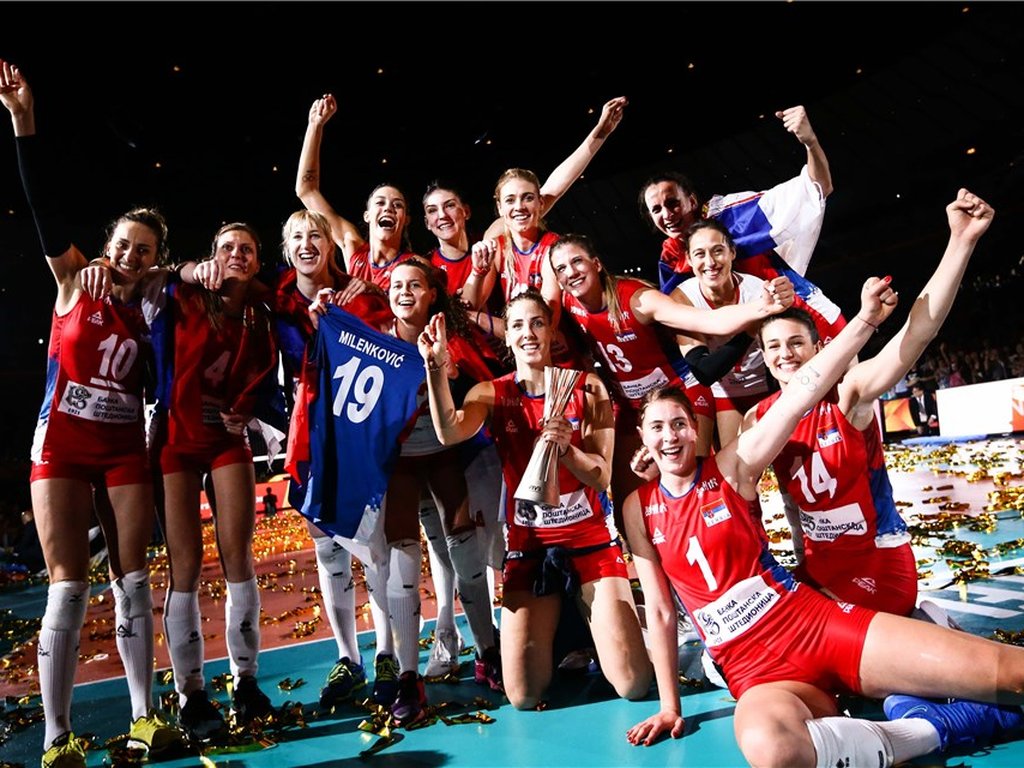 De virada, Sérvia bate a Itália e é a nova campeã mundial de vôlei feminino