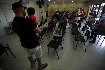  CAXIAS DO SUL, RS, BRASIL 21/10/2018Como foi o primeiro final de semana sem Postão. Movimento foi intenso na UPA nas noites de sexta e sábado, na tarde de domingo o movimento foi moderado. (Felipe Nyland/Agência RBS)