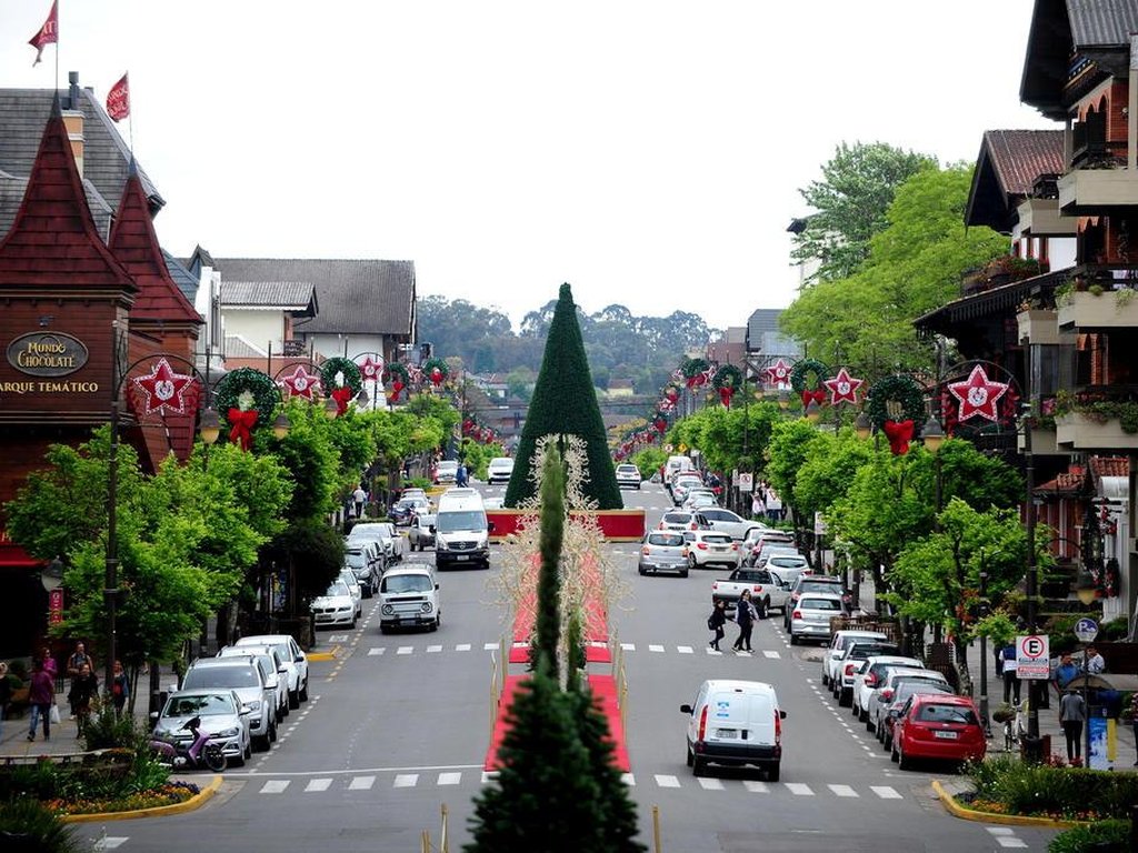 Gramado espera receber 2,5 milhões de visitantes no Natal Luz - Diplomacia  Business