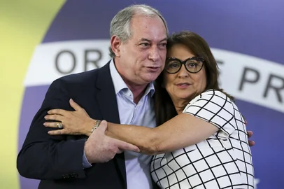 Senadora Kátia Abreu com Ciro Gomes