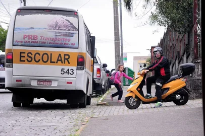  CAXIAS DO SUL, RS, BRASIL, 24/10/2018 - Inicia período de rematrícula na rede escolar. Responsáveis devem ficar atentos para não perder prazo. (Marcelo Casagrande/Agência RBS)