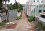 Sofrendo com constantes quedas de luz, moradores pedem nova rede elétrica para rua na zona sul da Capital