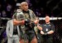Campeão do UFC vai se aposentar, mas quer defender título