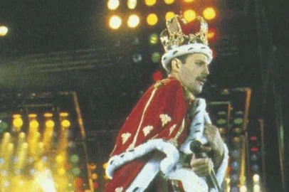 #PÁGINA: 12Freddie Mercury Fonte: Divulgação