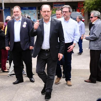  CAXIAS DO SUL, RS, BRASIL, 07/10/2018. Atual Governador do Rio Grande do Sul e candidato à reeleição para o Governo do Estado pelo MDB, José Ivo Sartori vota no Colégio La Salle Carmo, em Caxias do Sul. (Diogo Sallaberry/Agência RBS)