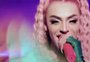 Pabllo Vittar lança clipe para a série "Super Drags": "Batendo de frente com toda injustiça" 