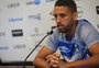 Solidário, volante Michel diz que aceita correr por Maicon: "Dou suporte a ele"