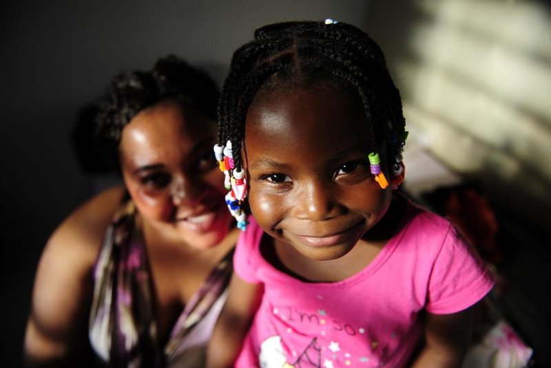  CAXIAS DO SUL, RS, BRASIL 15/11/2018Monette Esperance vai com sua filha Monalisa Cetelus embarca amanhã para buscar seus outros filhos no Haiti. (Lucas Amorelli/Agência RBS)