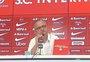 Vice do Inter lamenta gols perdidos e explica declaração polêmica: "Não menosprezamos o Atlético-MG"