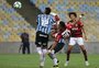 O primeiro gol da derrota do Grêmio contra o Flamengo foi legal ou irregular?