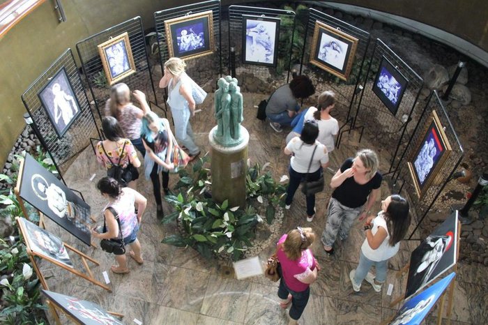 Parada Livre e exposição com nudez põem em xeque liberdade de