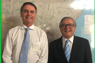  Presidente eleito Jair Bolsonaro anunciou, nesta quinta-feira (22), o professor Ricardo Vélez Rodríguez para a chefia do Ministério da Educação.