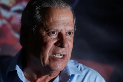  FLORIANÓPOLIS, SC, BRASIL, 22-11-2018: Entrevista com Zé Dirceu.