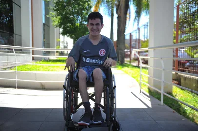  Vaquinha virtual quer ajuda para que Willian Rocha Pires faça um tratamento com células tronco na Tailândia.