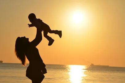 Foto: Pexelsmother-daughter-love-sunset-51953Importação Donnahttp://cdn.revistadonna.cl