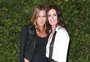 Mais que amigas, friends: Jennifer Aniston será dama de honra no casamento de Courteney Cox