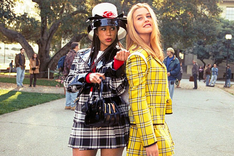 Dionne e Cher, as musas do filme "As Patricinhas de Beverly Hills"01tftcherdionne_alImpo