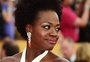 Viola Davis faz desabafo sensível sobre seu cabelo: "Somos ensinadas que quanto mais crespo, mais feio ele é"