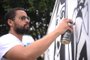  CAXIAS DO SUL, RS, BRASIL 05/12/2018Derlon é um grafiteiro brasileiro do Recife que, com 33 anos, conseguiu se projetar mundialmente com uma estética ímpar. Seus trabalhos são como xilogravuras feitas de spray. Ele estará em Caxias no final de semana para inauguração do instituto saMba. (Felipe Nyland/Agência RBS)
