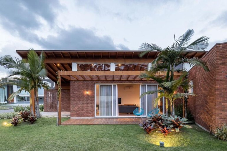 casa-na-praia-como-construir-em-frente-ao-mar