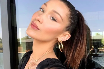Foto: Reprodução/Instagram @bellahadidbella hadid 2Importação Donnahttp://cdn.revistado
